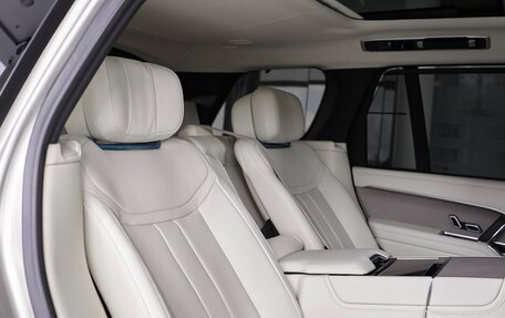Land Rover Range Rover IV рестайлинг, 2025 год, 23 300 000 рублей, 14 фотография