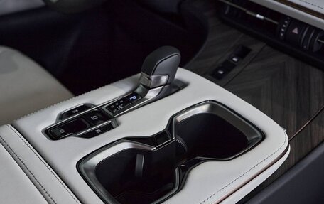 Lexus LM, 2024 год, 22 160 000 рублей, 13 фотография