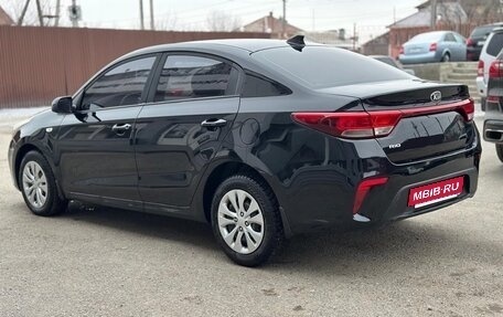 KIA Rio III рестайлинг, 2017 год, 955 000 рублей, 3 фотография