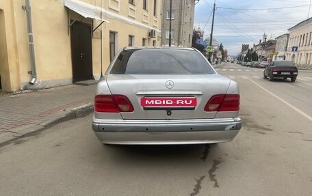 Mercedes-Benz E-Класс, 1997 год, 200 000 рублей, 3 фотография