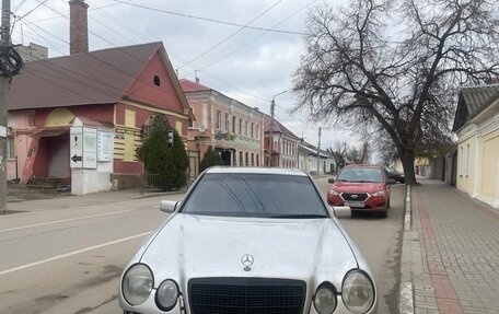 Mercedes-Benz E-Класс, 1997 год, 200 000 рублей, 2 фотография