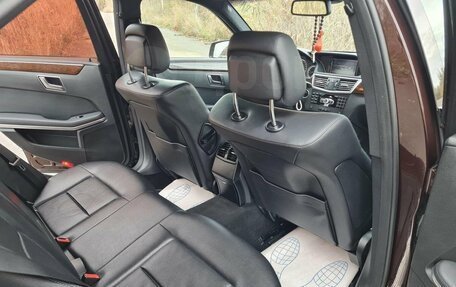 Mercedes-Benz E-Класс, 2011 год, 1 650 000 рублей, 3 фотография