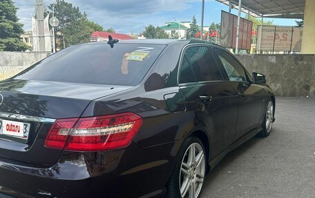 Mercedes-Benz E-Класс, 2011 год, 1 650 000 рублей, 16 фотография