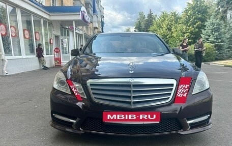 Mercedes-Benz E-Класс, 2011 год, 1 650 000 рублей, 13 фотография