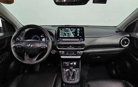 Hyundai Kona I, 2022 год, 1 600 000 рублей, 7 фотография