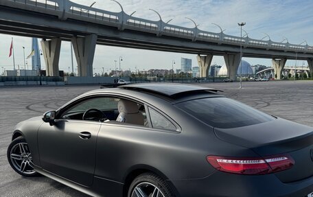 Mercedes-Benz E-Класс, 2017 год, 4 850 000 рублей, 4 фотография