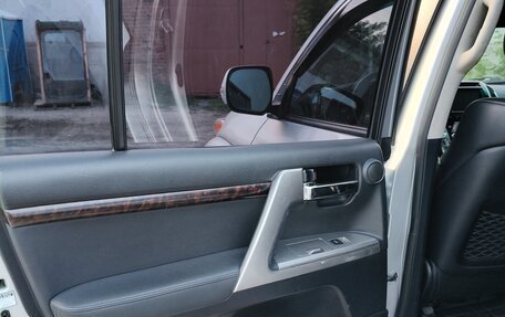 Toyota Land Cruiser 200, 2012 год, 5 500 000 рублей, 24 фотография