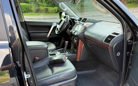 Toyota Land Cruiser Prado 150 рестайлинг 2, 2015 год, 4 189 000 рублей, 6 фотография