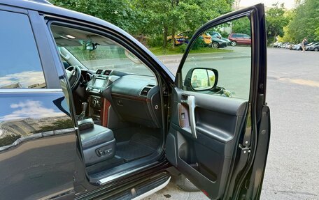 Toyota Land Cruiser Prado 150 рестайлинг 2, 2015 год, 4 189 000 рублей, 5 фотография