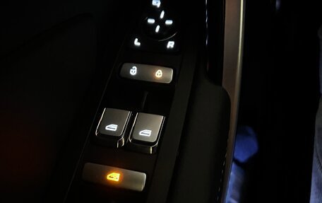 Geely Atlas, 2023 год, 2 100 000 рублей, 25 фотография