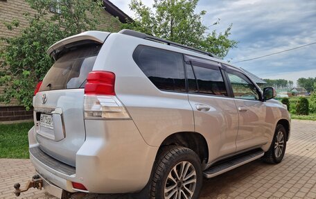 Toyota Land Cruiser Prado 150 рестайлинг 2, 2012 год, 2 490 000 рублей, 6 фотография
