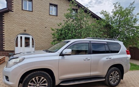 Toyota Land Cruiser Prado 150 рестайлинг 2, 2012 год, 2 490 000 рублей, 7 фотография