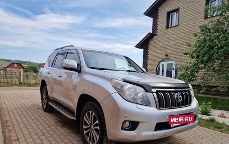 Toyota Land Cruiser Prado 150 рестайлинг 2, 2012 год, 2 490 000 рублей, 3 фотография
