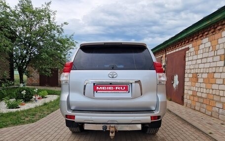 Toyota Land Cruiser Prado 150 рестайлинг 2, 2012 год, 2 490 000 рублей, 5 фотография