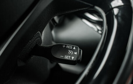 Toyota C-HR I рестайлинг, 2019 год, 2 470 000 рублей, 15 фотография