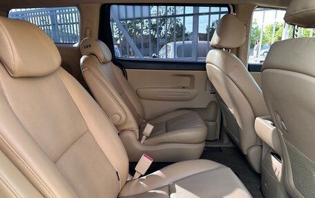 KIA Carnival III, 2017 год, 2 150 000 рублей, 22 фотография