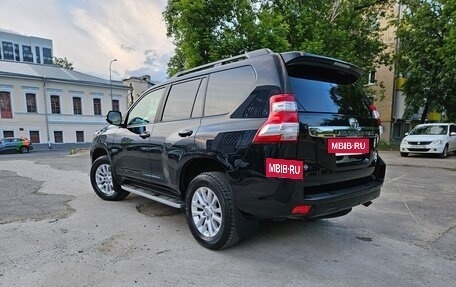Toyota Land Cruiser Prado 150 рестайлинг 2, 2016 год, 5 000 000 рублей, 5 фотография