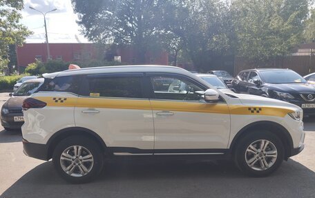 Geely Atlas, 2024 год, 1 900 000 рублей, 2 фотография