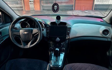 Chevrolet Cruze II, 2011 год, 635 000 рублей, 6 фотография