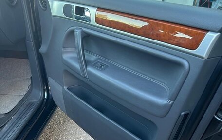 Volkswagen Touareg III, 2006 год, 1 550 000 рублей, 3 фотография