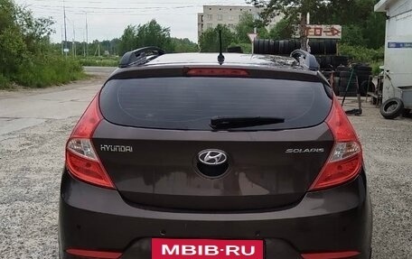 Hyundai Solaris II рестайлинг, 2015 год, 650 000 рублей, 2 фотография
