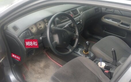 Mitsubishi Lancer IX, 2005 год, 300 000 рублей, 8 фотография