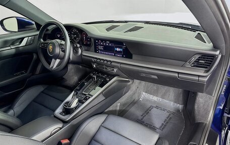 Porsche 911, 2021 год, 12 550 000 рублей, 17 фотография