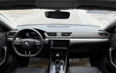 Skoda Superb III рестайлинг, 2021 год, 2 200 000 рублей, 11 фотография