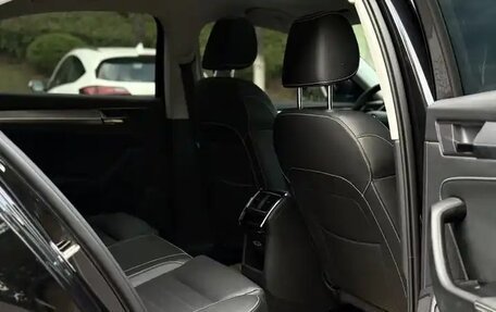 Skoda Superb III рестайлинг, 2021 год, 2 200 000 рублей, 7 фотография