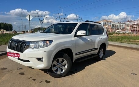 Toyota Land Cruiser Prado 150 рестайлинг 2, 2019 год, 5 700 000 рублей, 8 фотография