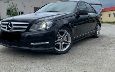 Mercedes-Benz C-Класс, 2011 год, 1 100 000 рублей, 10 фотография