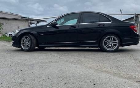 Mercedes-Benz C-Класс, 2011 год, 1 100 000 рублей, 9 фотография
