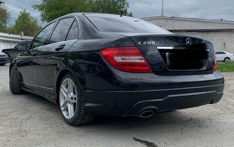 Mercedes-Benz C-Класс, 2011 год, 1 100 000 рублей, 11 фотография
