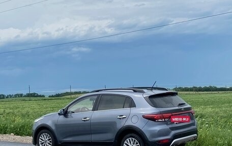 KIA Rio IV, 2018 год, 1 350 000 рублей, 2 фотография