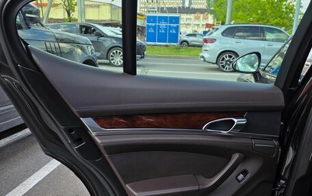 Porsche Panamera II рестайлинг, 2010 год, 2 000 000 рублей, 2 фотография