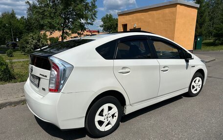 Toyota Prius, 2011 год, 1 550 000 рублей, 4 фотография