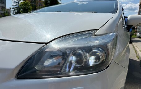 Toyota Prius, 2011 год, 1 550 000 рублей, 8 фотография