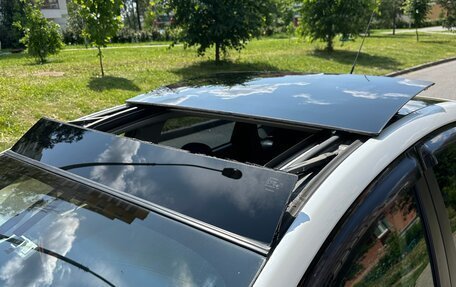 Toyota Prius, 2011 год, 1 550 000 рублей, 11 фотография