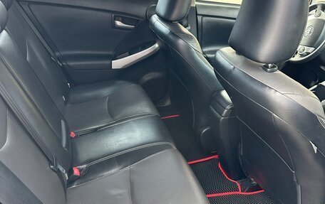 Toyota Prius, 2011 год, 1 550 000 рублей, 27 фотография