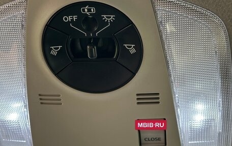 Toyota Prius, 2011 год, 1 550 000 рублей, 23 фотография