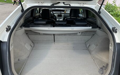 Toyota Prius, 2011 год, 1 550 000 рублей, 35 фотография