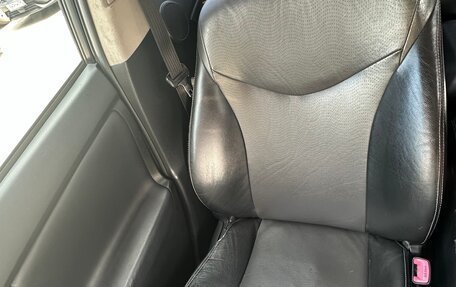 Toyota Prius, 2011 год, 1 550 000 рублей, 30 фотография