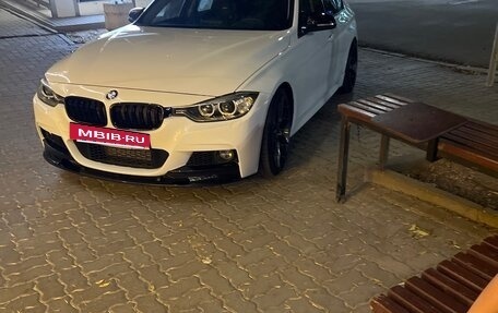 BMW 3 серия, 2012 год, 2 000 000 рублей, 24 фотография
