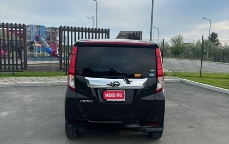 Toyota Roomy I, 2017 год, 900 000 рублей, 8 фотография