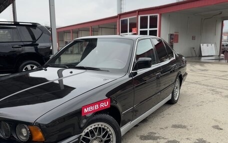 BMW 5 серия, 1990 год, 650 000 рублей, 2 фотография