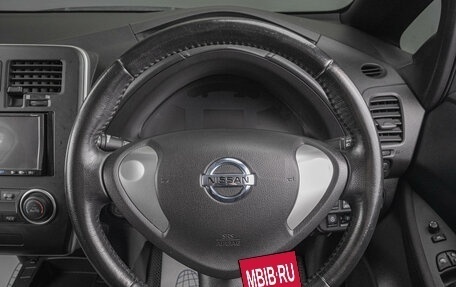 Nissan Leaf I, 2015 год, 899 000 рублей, 11 фотография
