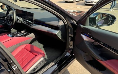BMW 5 серия, 2023 год, 10 490 000 рублей, 11 фотография