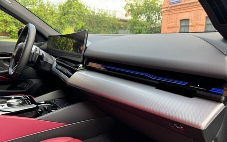 BMW 5 серия, 2023 год, 10 490 000 рублей, 14 фотография