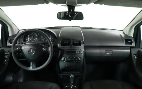 Mercedes-Benz A-Класс, 2011 год, 720 000 рублей, 12 фотография