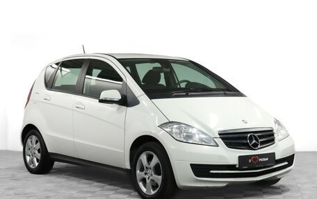 Mercedes-Benz A-Класс, 2011 год, 720 000 рублей, 3 фотография